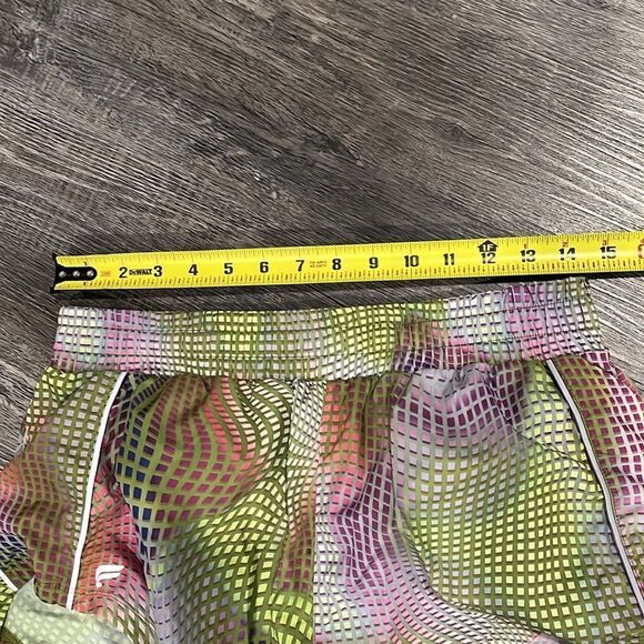 Fabletics NWOT Vibrant Women's Shorts - M - Picture 12 of 13